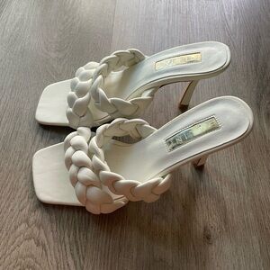billini shelby white braided woven square toe slip pon sandals high heels size 7